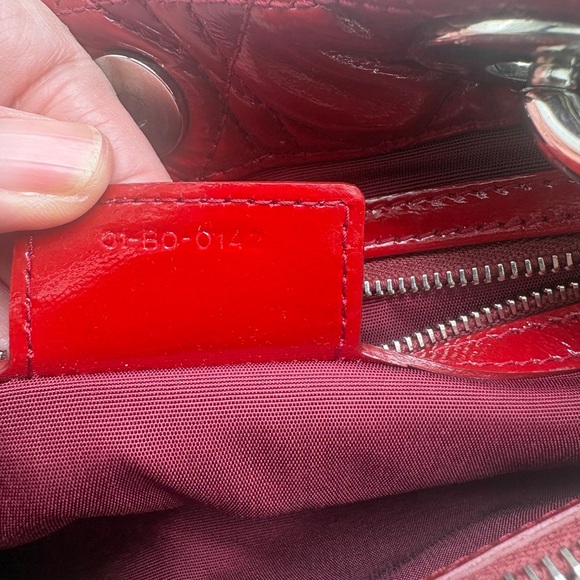 Christian Dior Lady Dior Medium Red Patent Cannage Bag Charm Italy Authentic - Picture 12 of 14